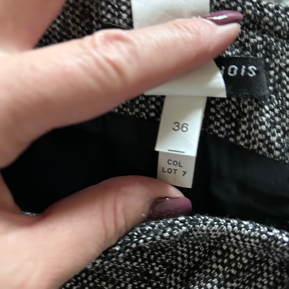 Skirt - Picture 2 of 8